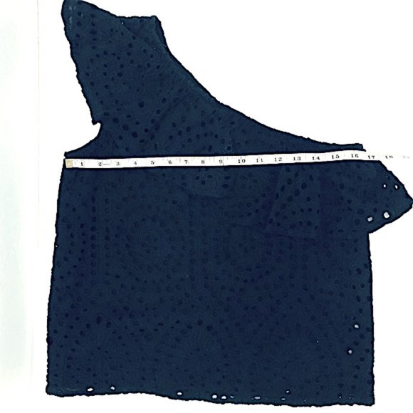 Design 365 Asymmetrical Ruffle Eyelet Design Top - Picture 6 of 8